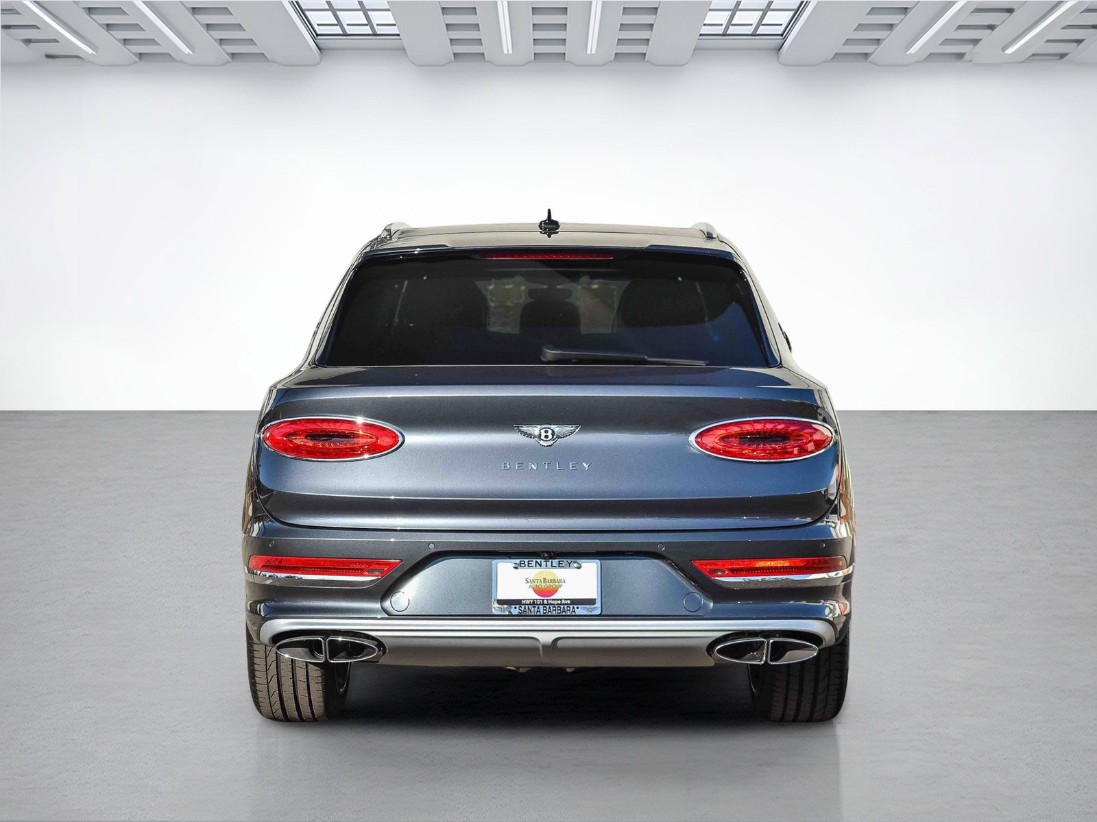 Used 2025 Bentley Bentayga Extended Wheelbase image 9