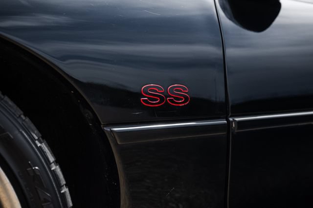 Used 2002 Chevrolet Camaro Z28 w/ SS Performance/Appearance Pkg RWD image 25