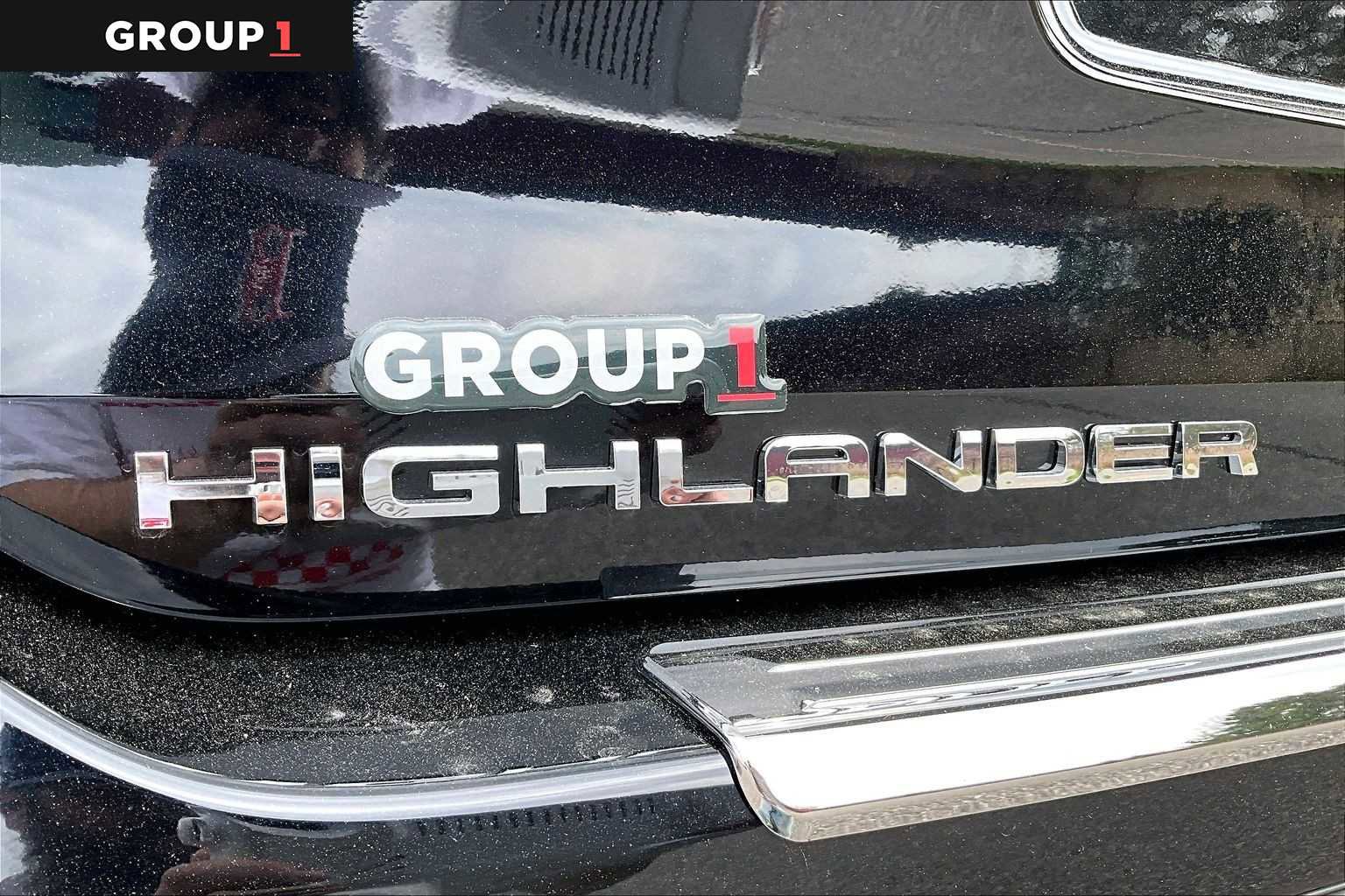 Certified 2026 Toyota Highlander Platinum AWD/4WD image 33