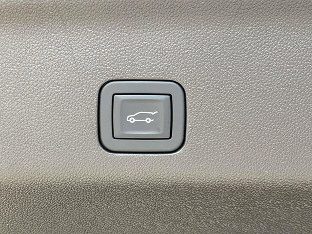 Used 2026 GMC Yukon XL Elevation AWD/4WD image 13