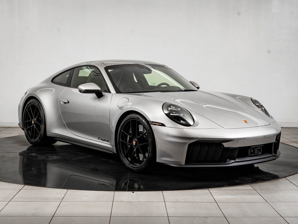 Certified 2025 Porsche 911 Carrera 4 GTS image 10