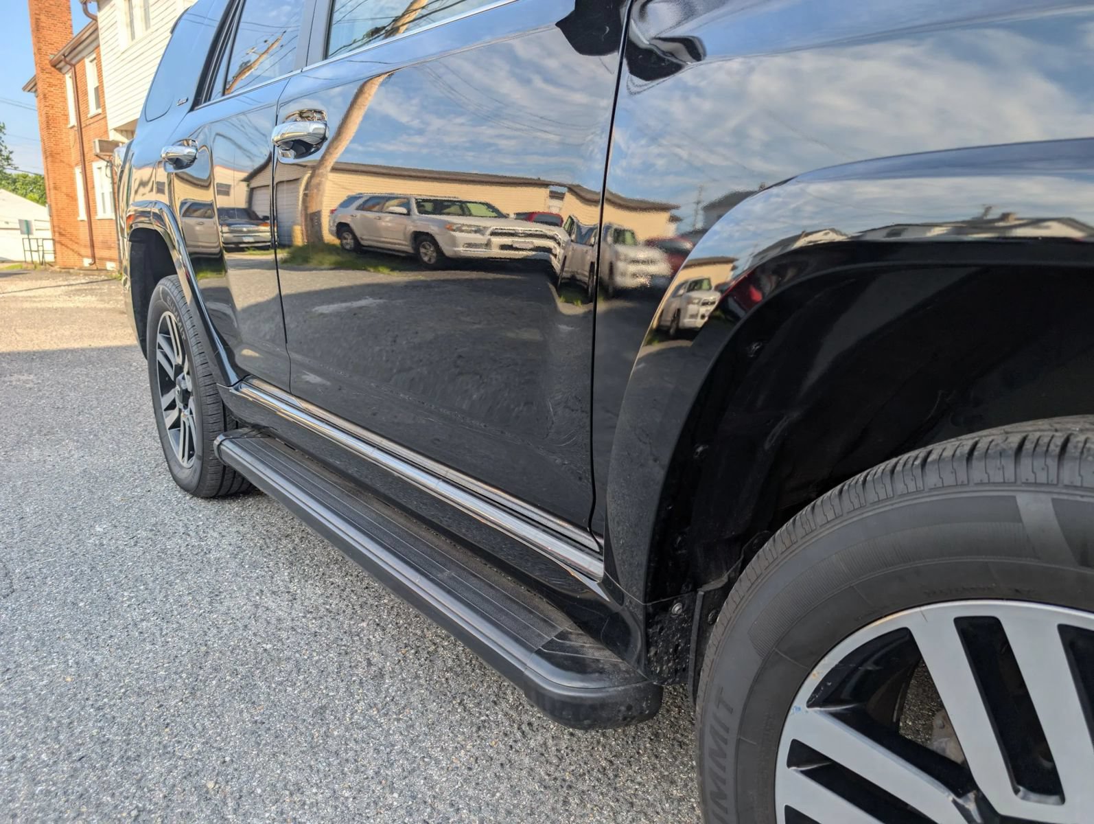 Used 2022 Toyota 4Runner Limited AWD/4WD image 15