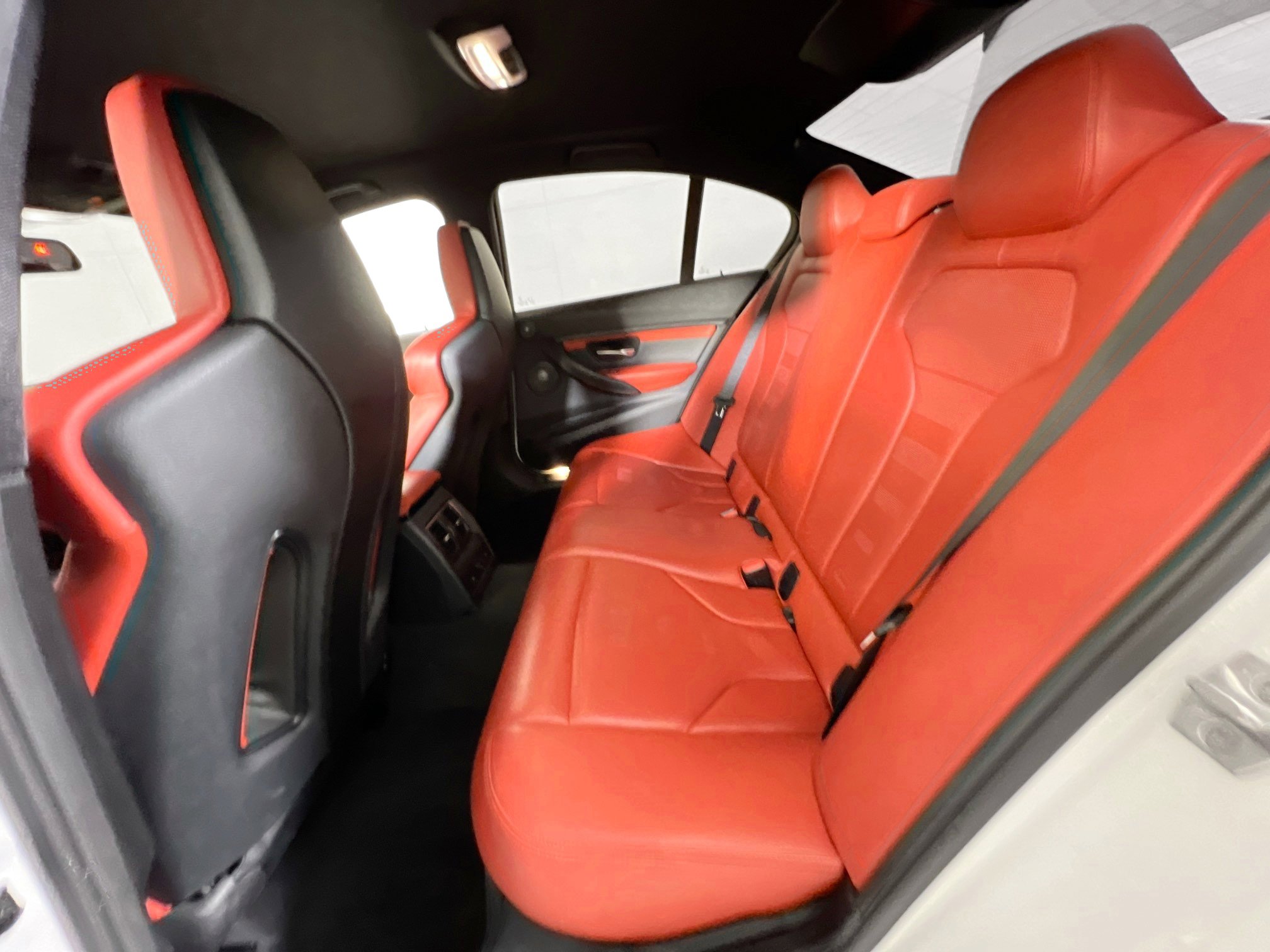 Used 2018 BMW M3 image 25