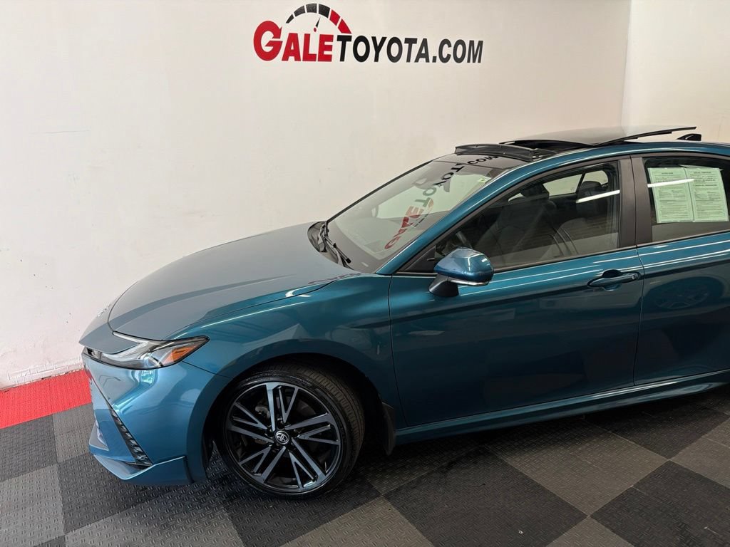 Used 2025 Toyota Camry XSE w/ Premium Package AWD/4WD image 7