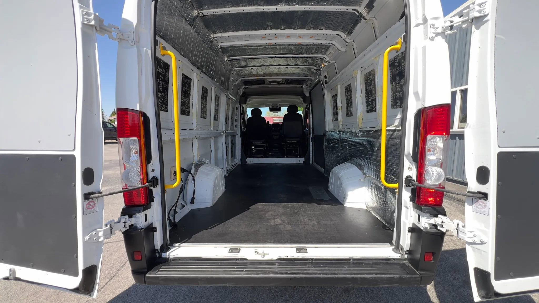 Used 2023 RAM ProMaster 3500 w/ Driver Convenience Group FWD image 13