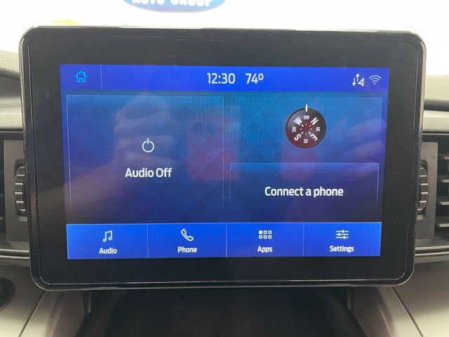 Used 2022 Ford Explorer XLT AWD/4WD image 3