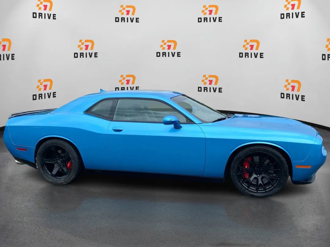 Used 2015 Dodge Challenger SRT w/ Technology Group RWD image 6