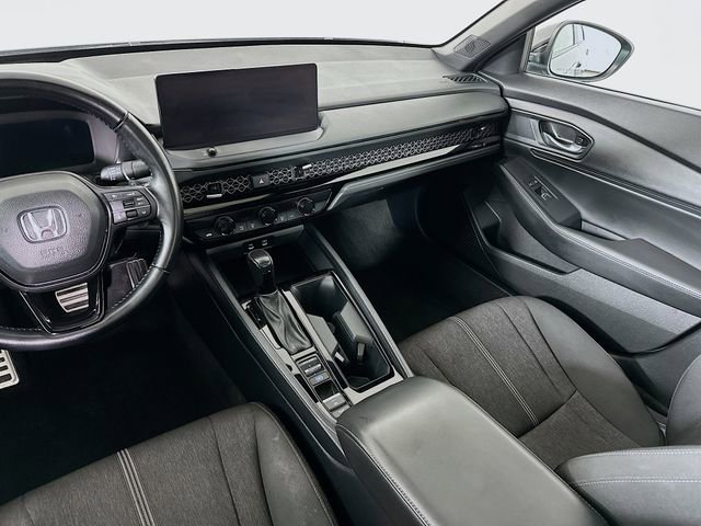Certified 2023 Honda Accord Sport image 27