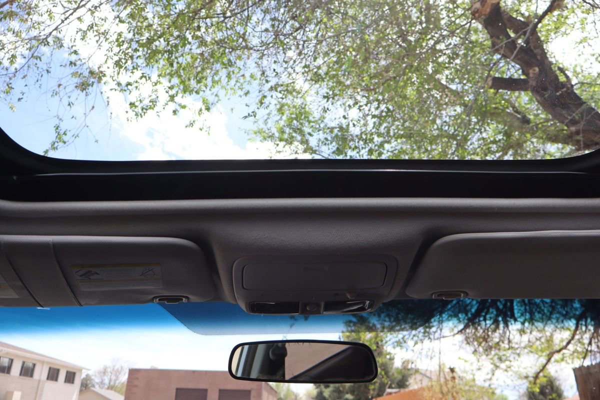 Used 2010 Subaru Forester 2.5X Premium AWD/4WD image 28