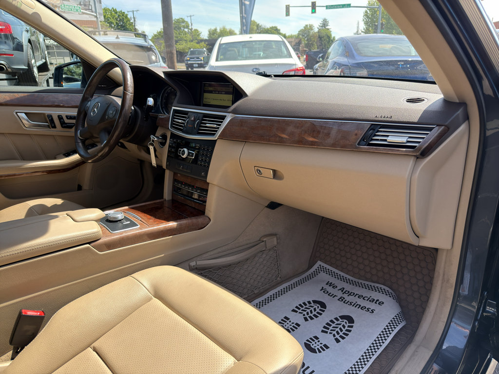 Used 2012 Mercedes-Benz E 350 4MATIC Wagon image 21