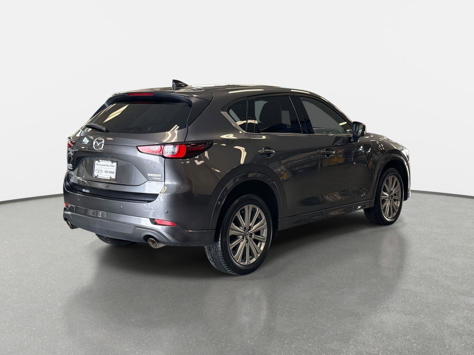 Used 2023 MAZDA CX-5 Signature image 5