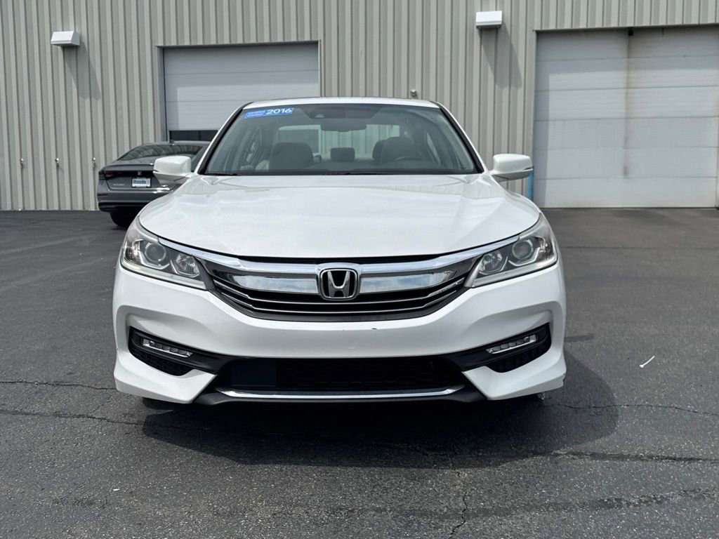 Used 2016 Honda Accord EX-L image 2
