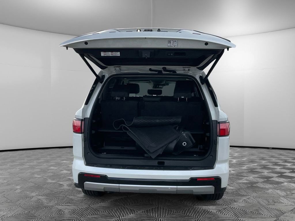 Used 2023 Toyota Sequoia Limited image 9