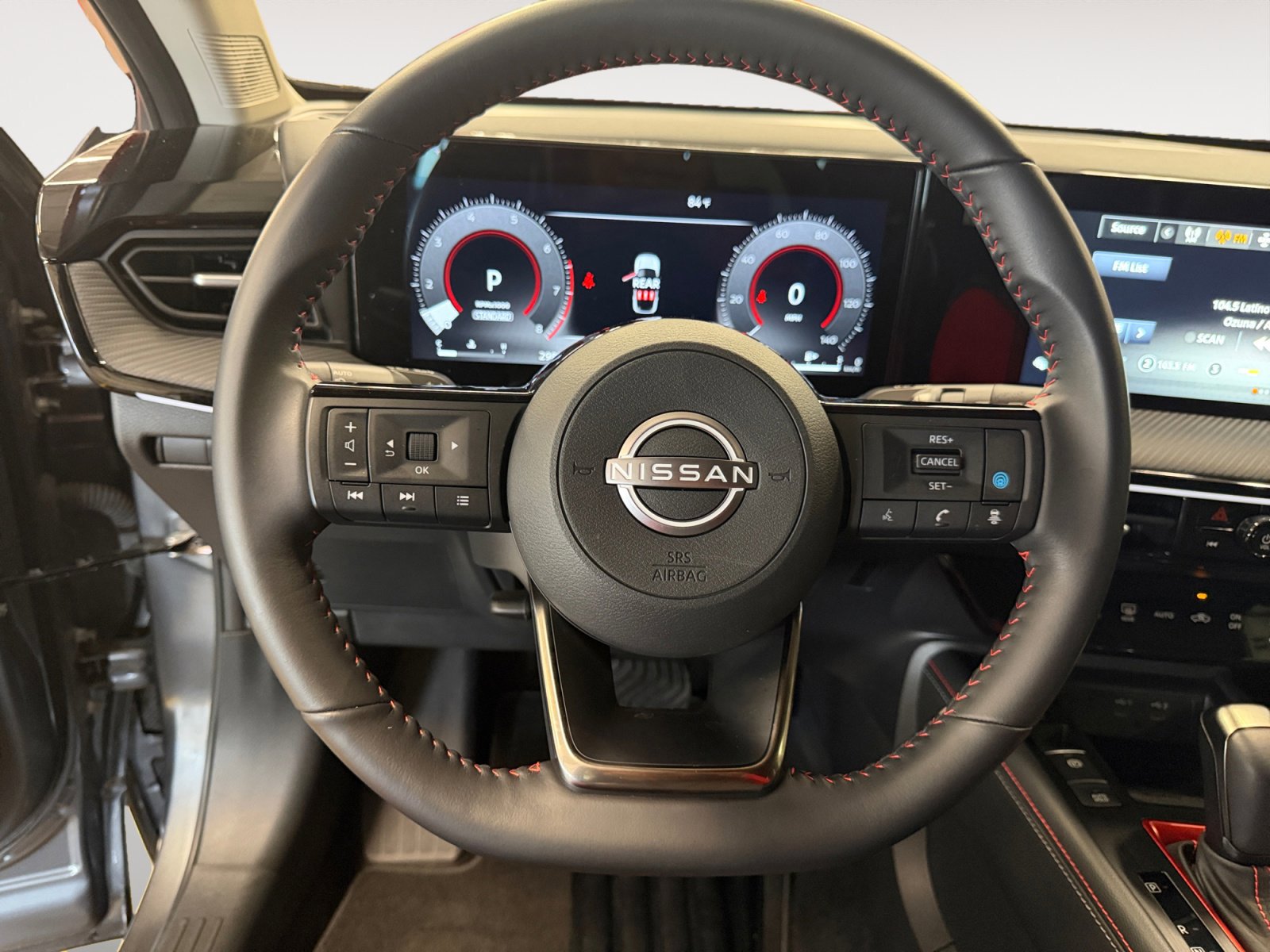 Used 2025 Nissan Kicks SR image 15