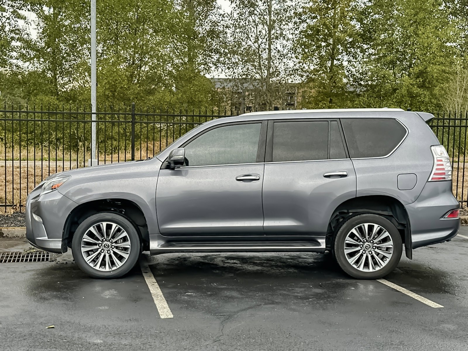 Used 2021 Lexus GX 460 Luxury w/ Off Road Package image 7