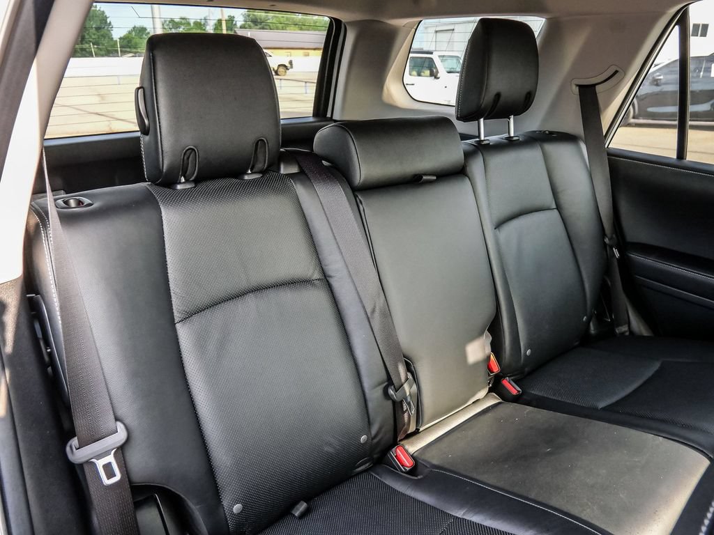 Used 2024 Toyota 4Runner Limited AWD/4WD image 23