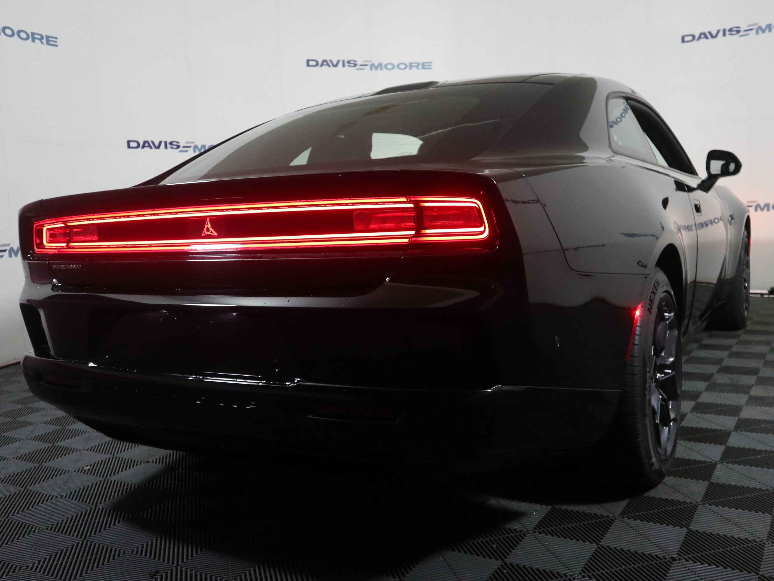 New 2025 Dodge Charger Daytona R/T w/ Quick Order Package 25M R/T AWD/4WD image 6