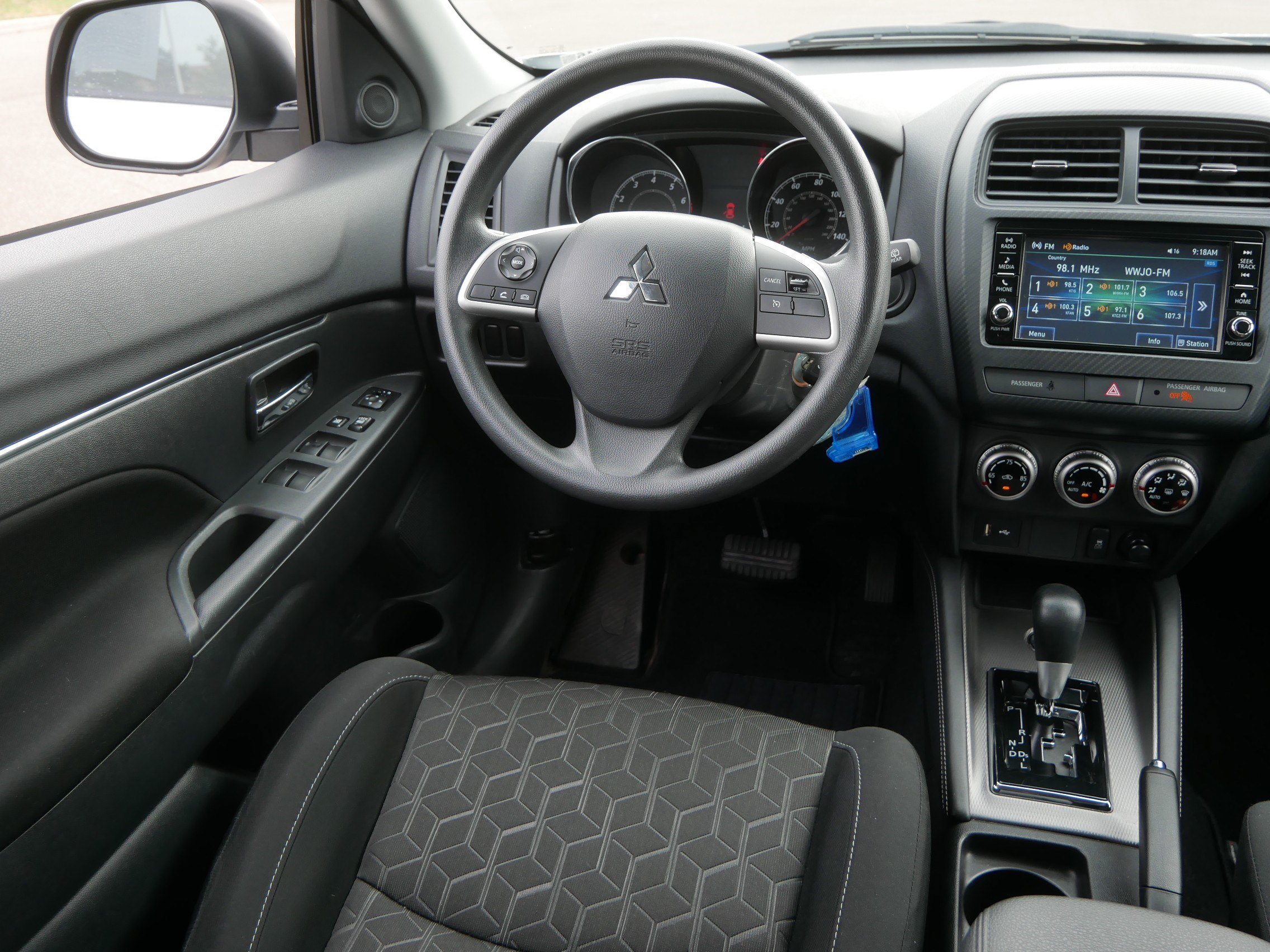 Used 2025 Mitsubishi Outlander Sport ES AWD/4WD image 9