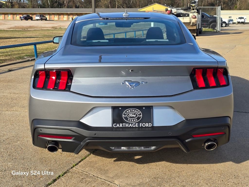 Used 2024 Ford Mustang EcoBoost image 4