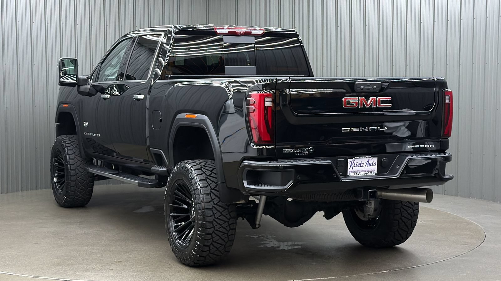 Used 2026 GMC Sierra 3500 Denali w/ Denali Reserve Package AWD/4WD image 3