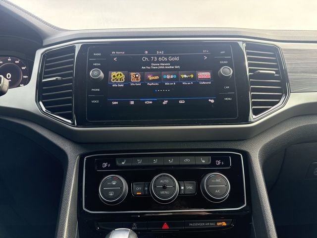 Used 2023 Volkswagen Atlas Cross Sport SE w/ Black Wheel Package image 16