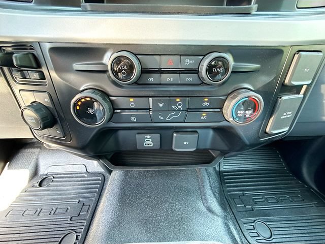New 2026 Ford F550 4x4 Regular Cab Super Duty image 19