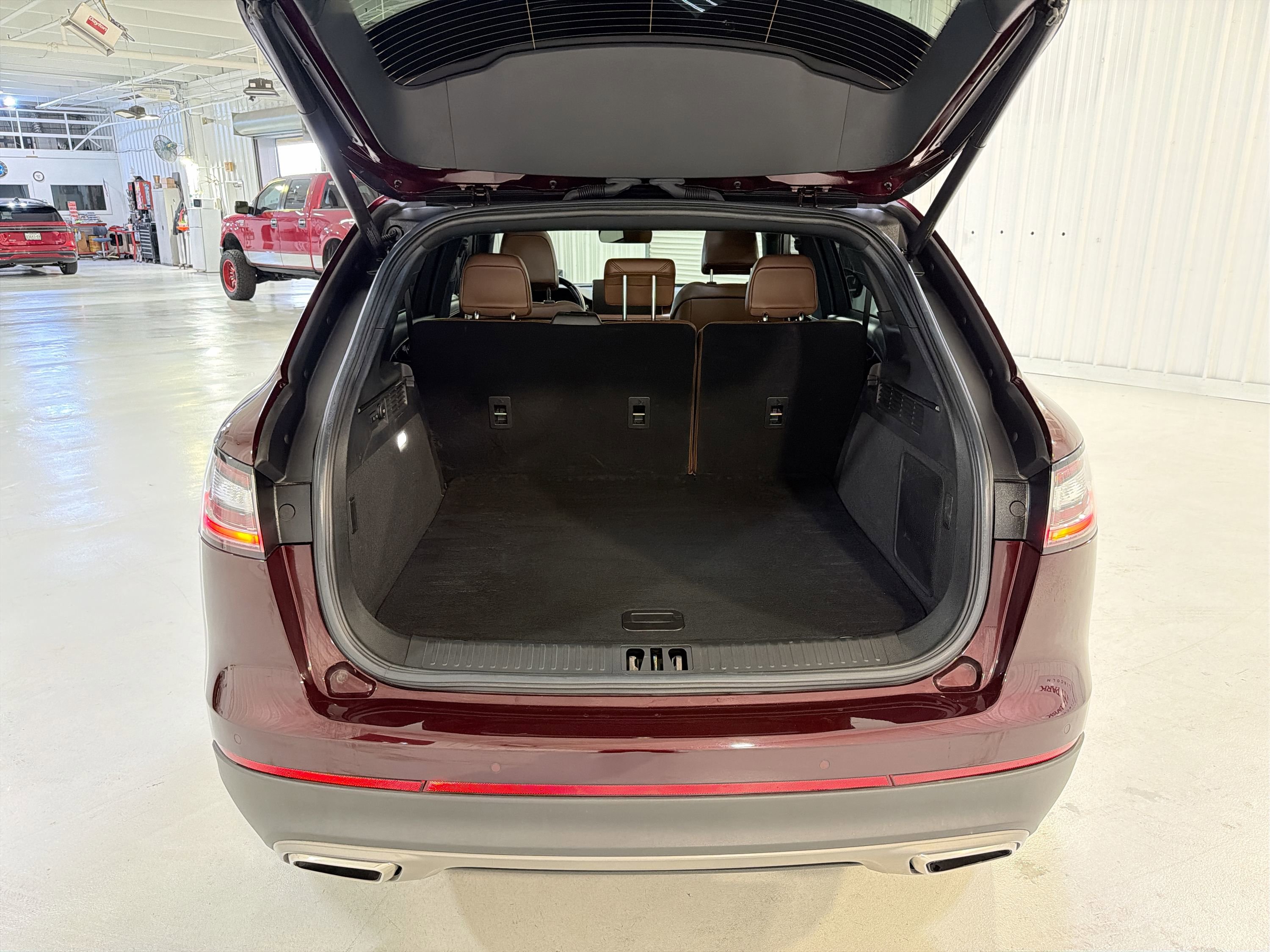 Used 2023 Lincoln Nautilus Reserve AWD/4WD image 28