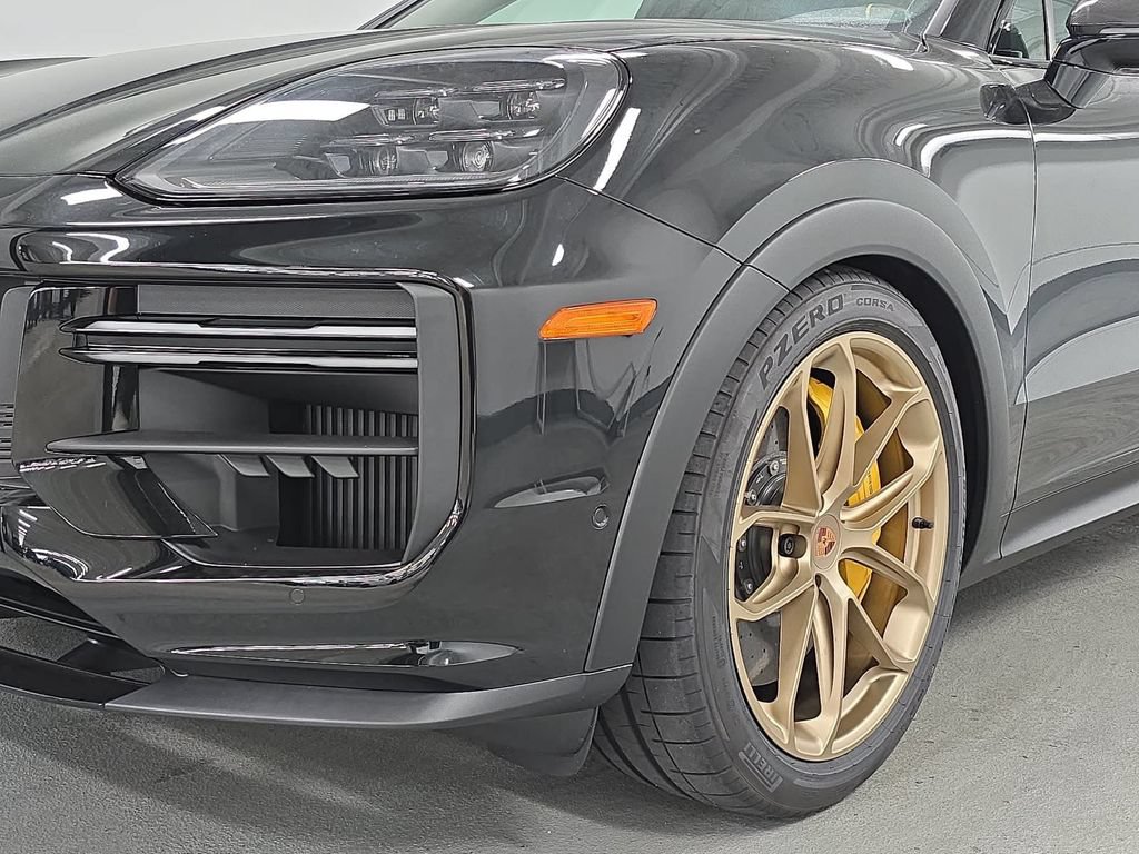 New 2026 Porsche Cayenne Turbo GT AWD/4WD image 11