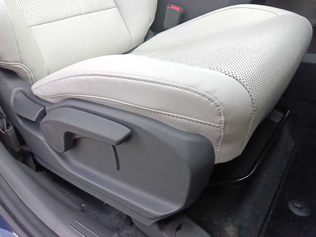 Used 2025 Hyundai Santa Fe SEL image 35