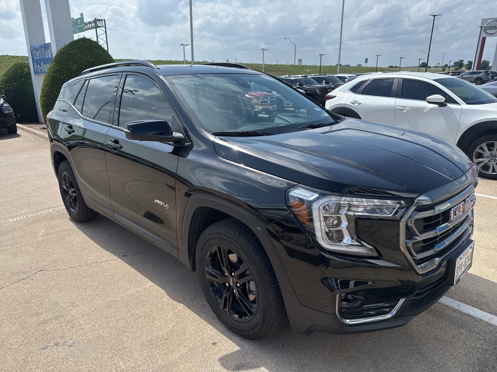 Used 2023 GMC Terrain AT4 w/ Tech Package AWD/4WD image 3