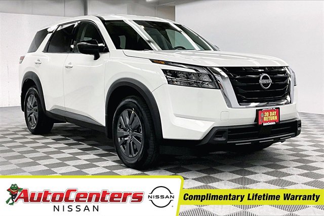 New 2025 Nissan Pathfinder S