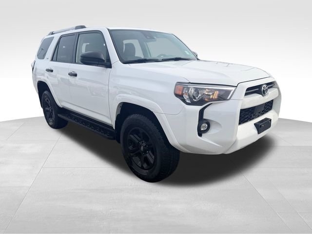 Used 2023 Toyota 4Runner SR5 image 3