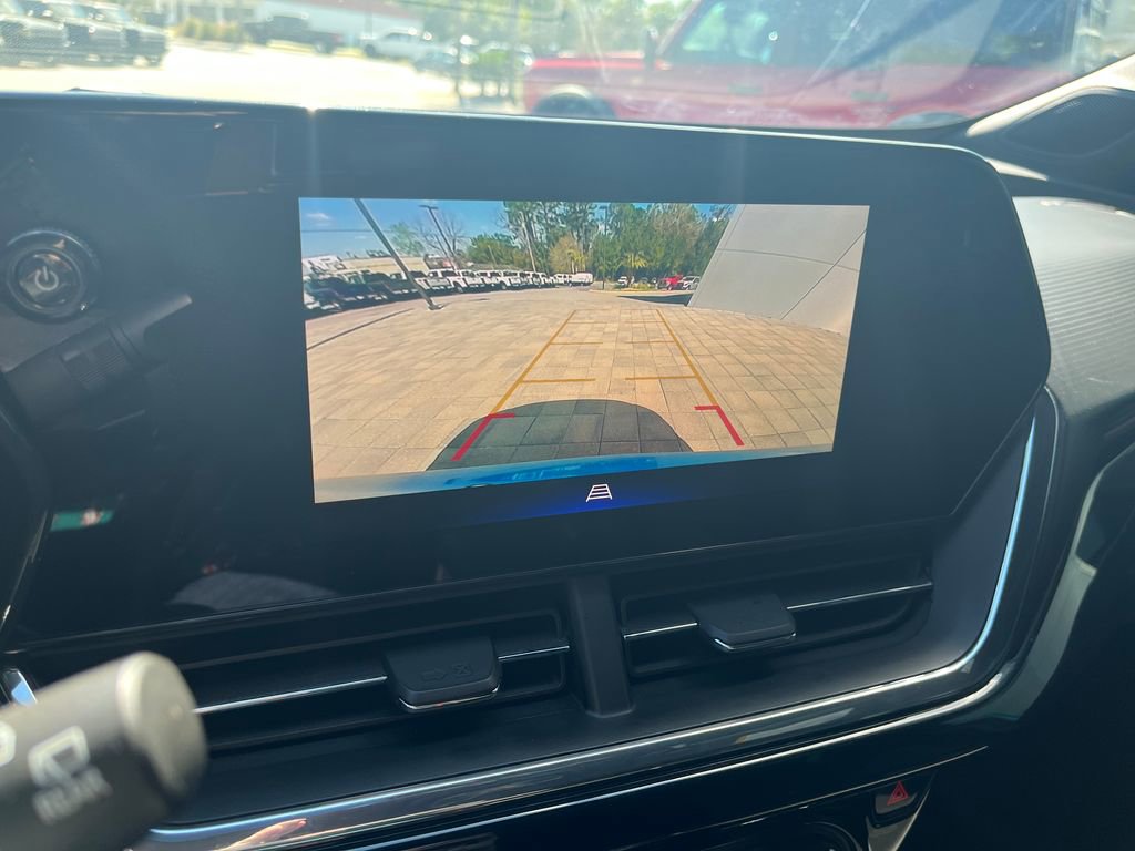 Used 2025 Chevrolet Trax RS w/ Driver Confidence Package image 23