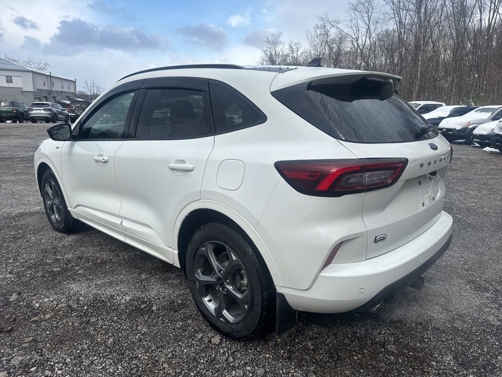 Used 2023 Ford Escape ST-Line w/ Tech Pack #1 image 7