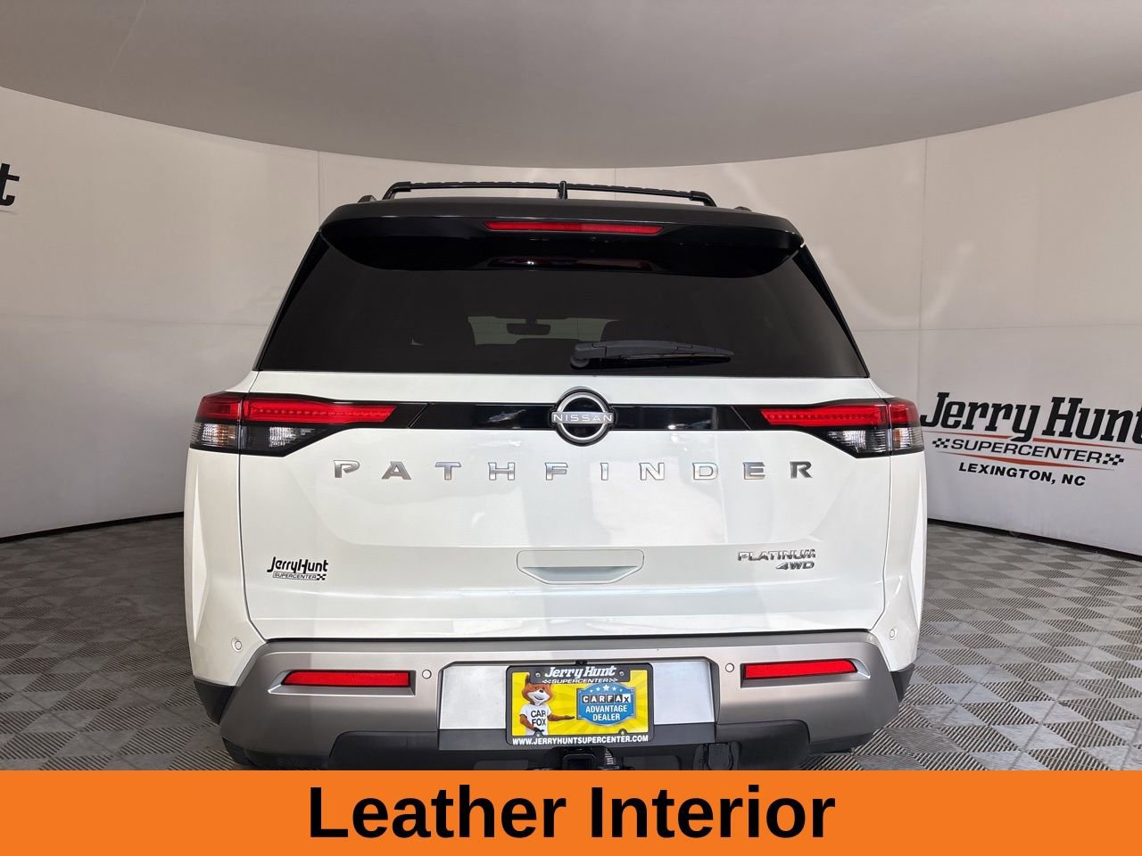 Used 2023 Nissan Pathfinder Platinum w/ Cargo Package AWD/4WD image 6