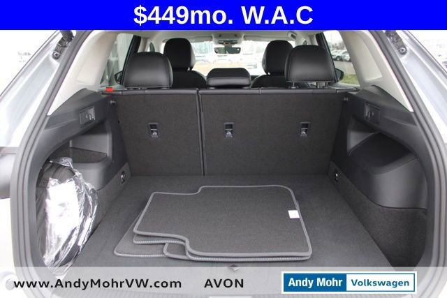 Used 2025 Volkswagen Tiguan SE AWD/4WD image 10