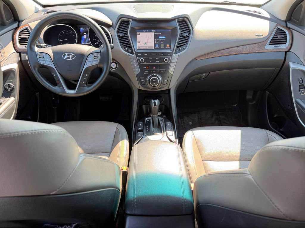 Used 2019 Hyundai Santa Fe XL image 12