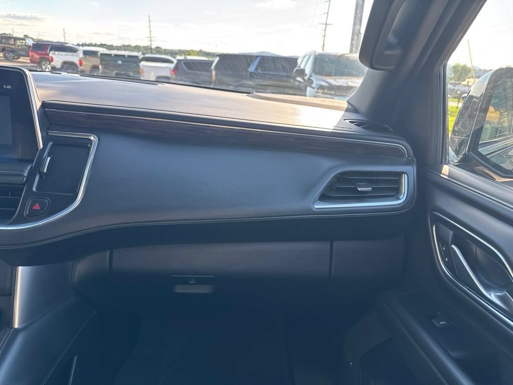 Used 2024 Chevrolet Tahoe LT RWD image 18