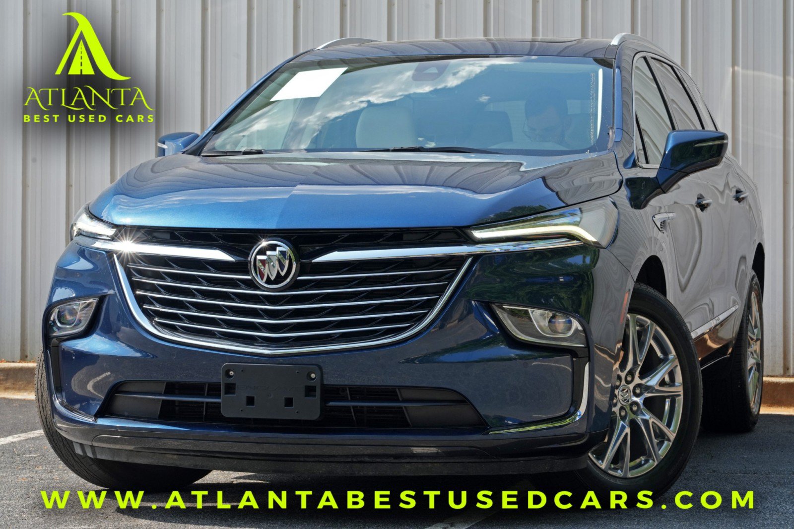 Used 2023 Buick Enclave Essence w/ Experience Buick Package FWD image 1