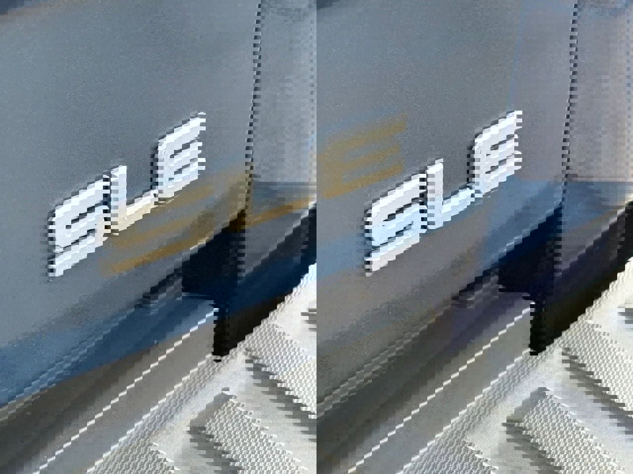 Used 2015 GMC Sierra 1500 SLE w/ SLE Value Package AWD/4WD image 8