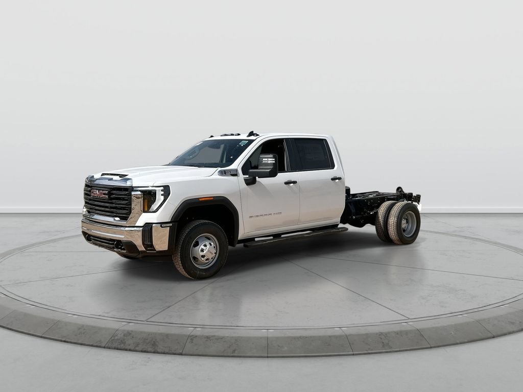 New 2026 GMC Sierra 3500 Pro w/ Convenience Package RWD image 4