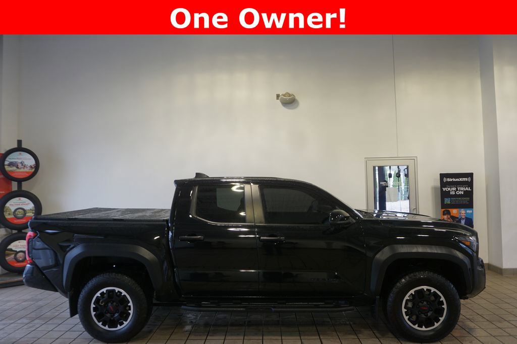 Certified 2024 Toyota Tacoma TRD Off-Road AWD/4WD image 2