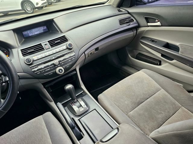 Used 2010 Honda Accord LX image 26