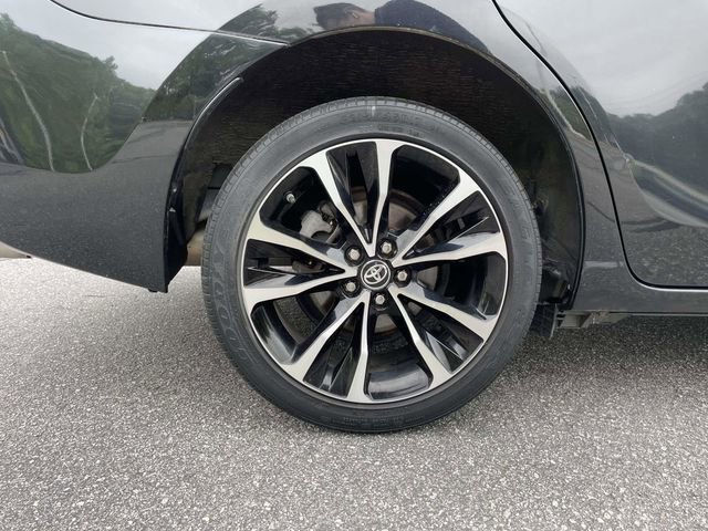 Used 2018 Toyota Corolla SE FWD image 9