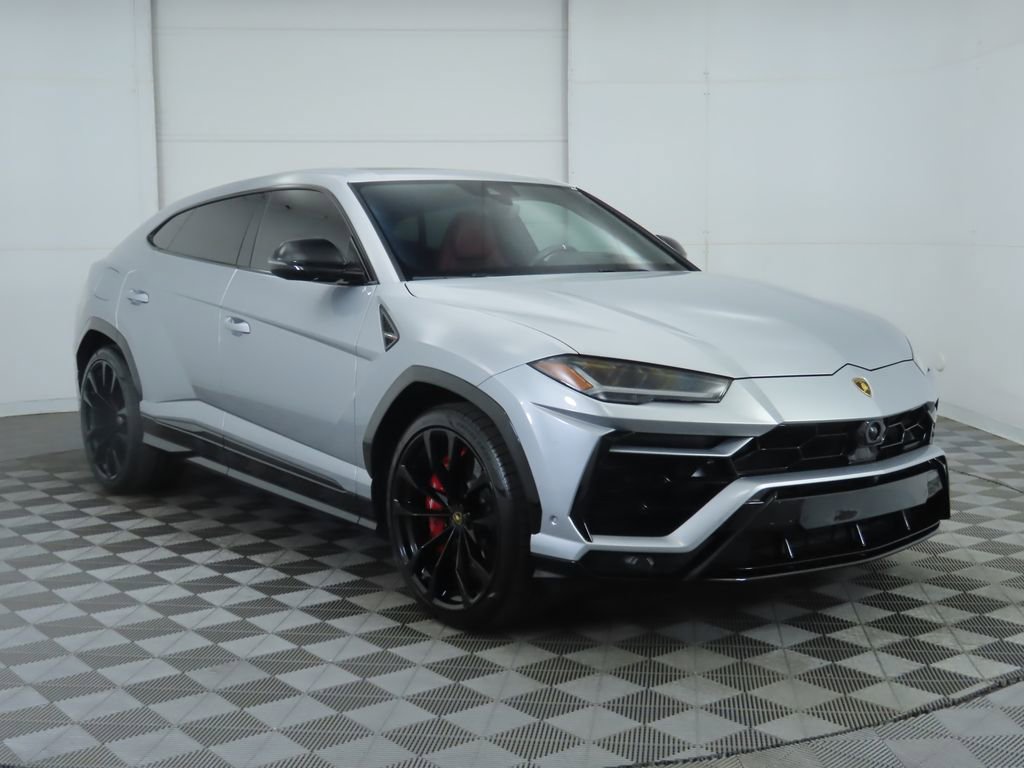 Used 2022 Lamborghini Urus image 3
