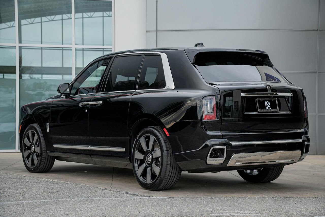 New 2026 Rolls-Royce Cullinan image 12