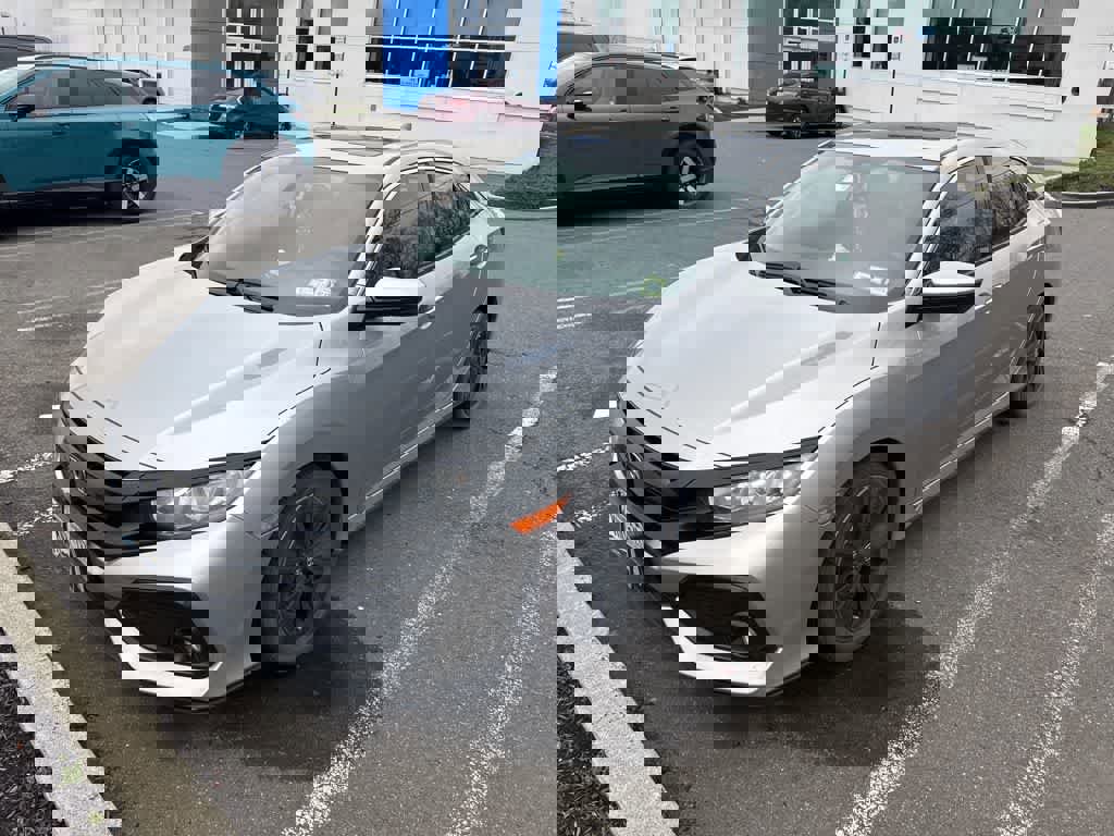 Used 2018 Honda Civic EX image 5