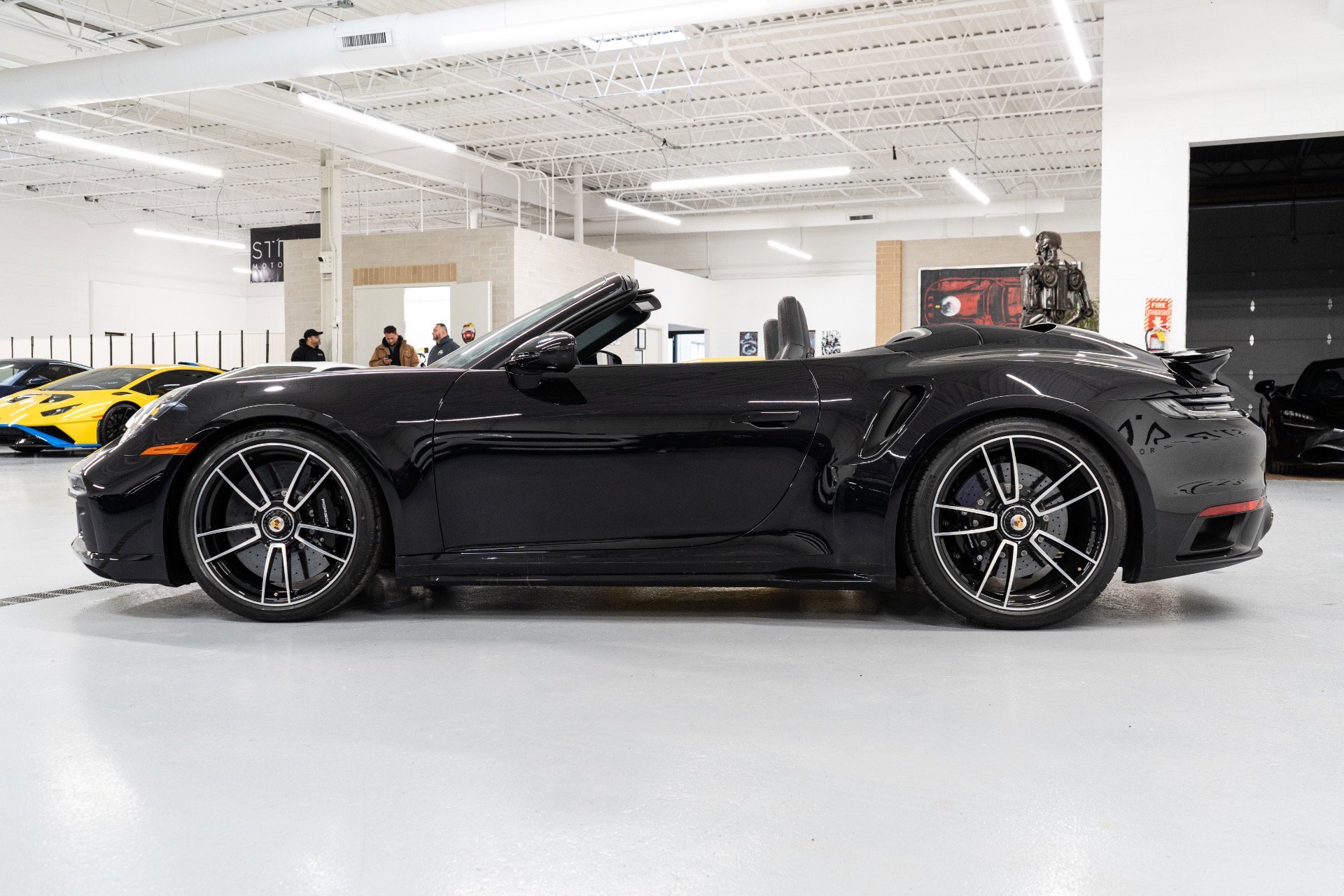 Used 2021 Porsche 911 Turbo S image 4