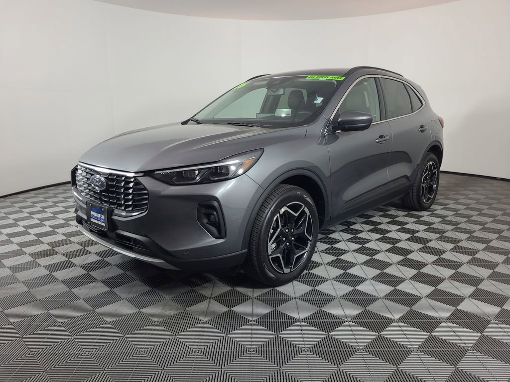 Used 2026 Ford Escape Platinum w/ Premium Technology Package AWD/4WD image 5