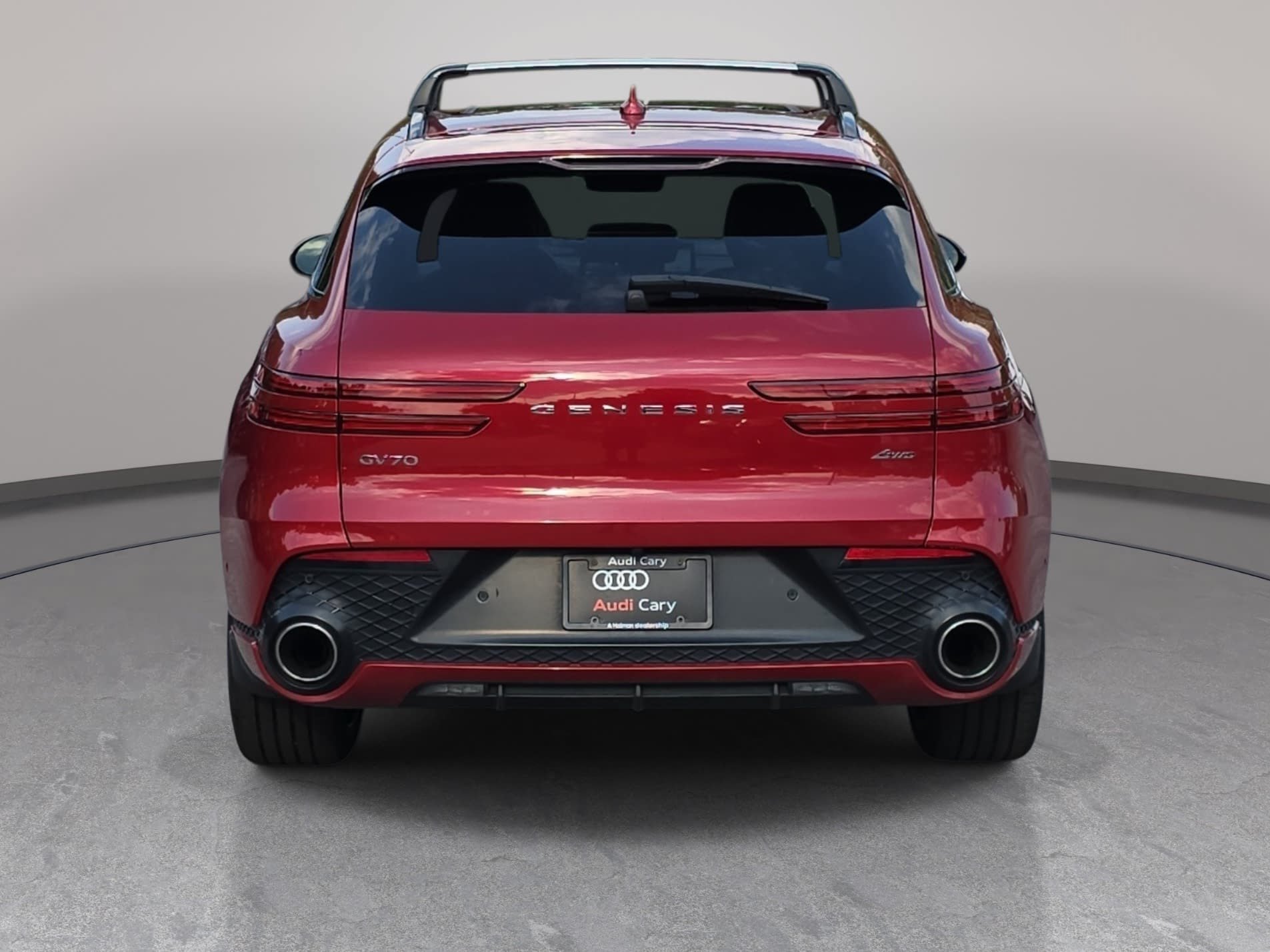 Used 2024 Genesis GV70 2.5T w/ Sport Prestige Package AWD/4WD image 6